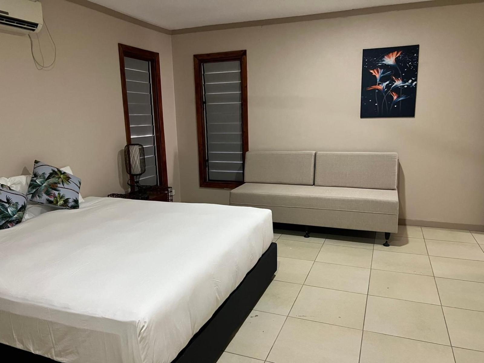Bulabard Wailoaloa Hotel Nadi Eksteriør billede